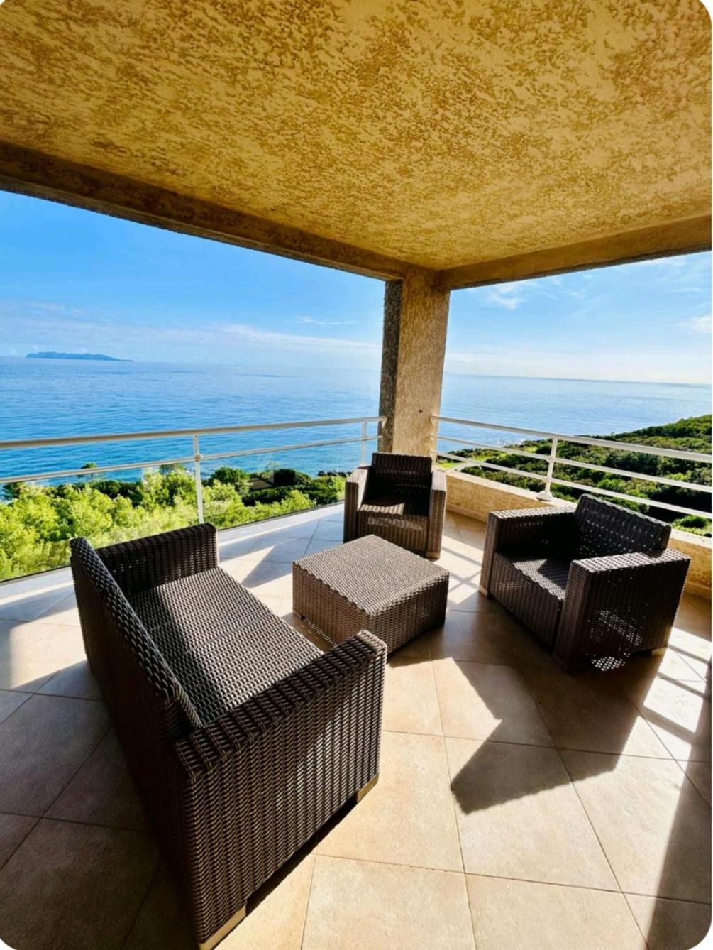 Appartement F3 Luri Esterno foto